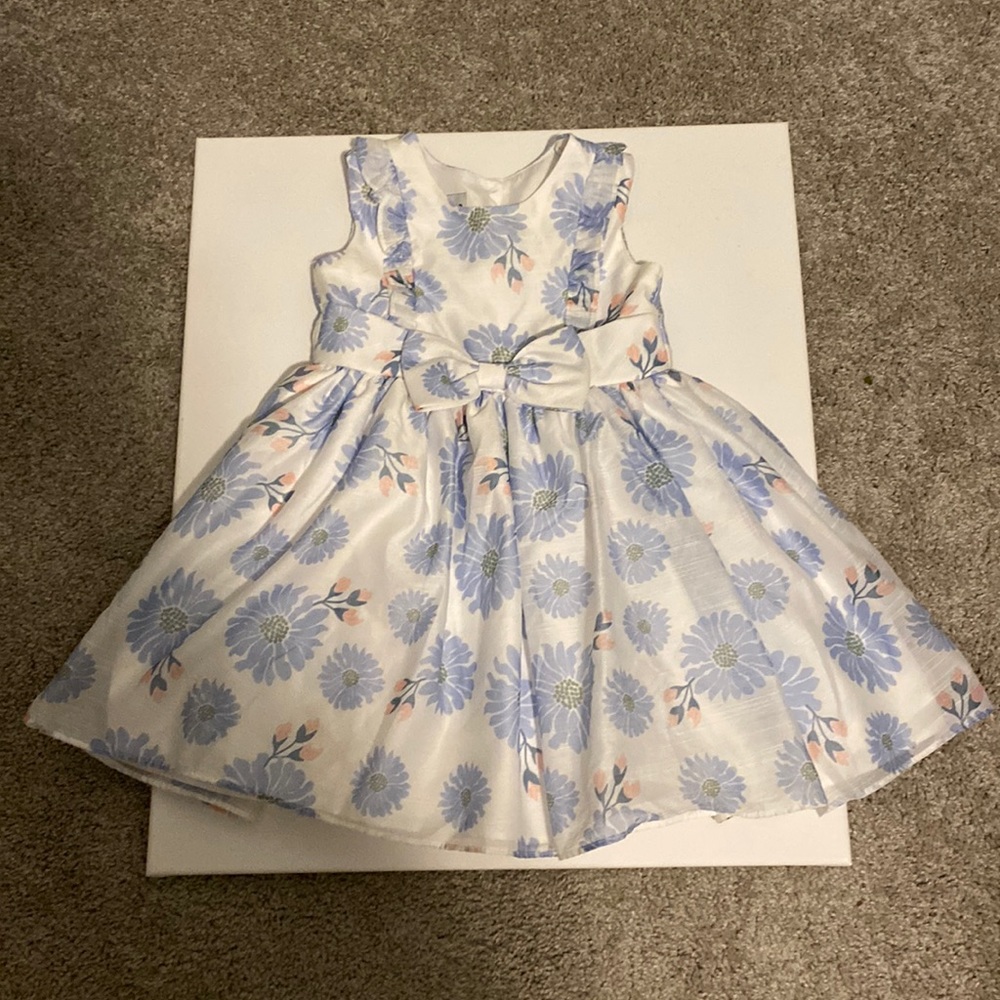 Size 5 little girl floral dress